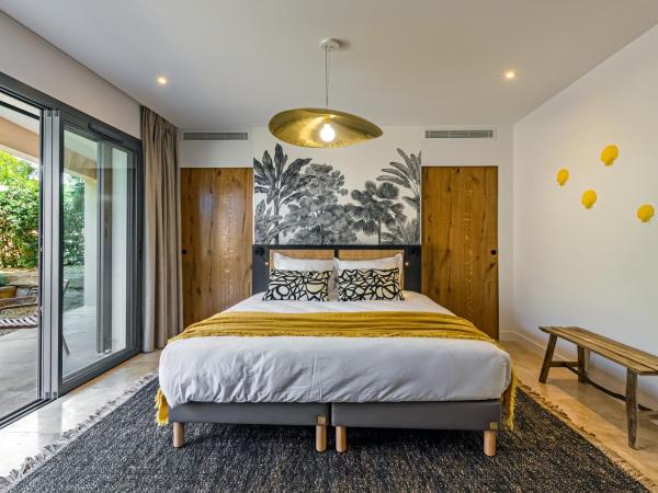 Le Refuge - Gigaro Lodges : photo 3 de la chambre chambre double avec terrasse