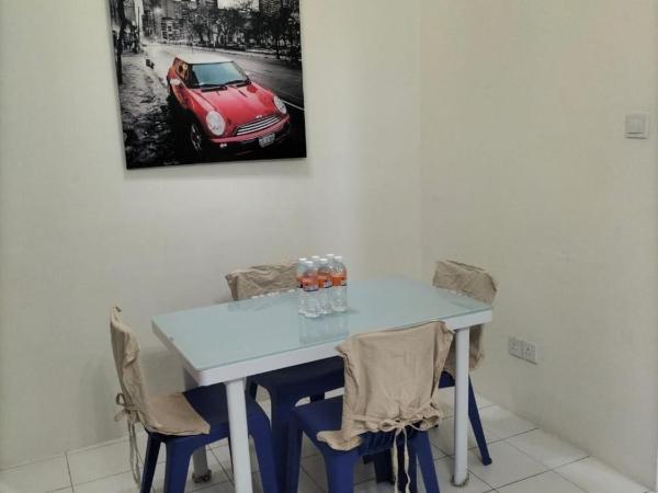 Upper Sanctuary : photo 10 de la chambre appartement - vue sur piscine 
