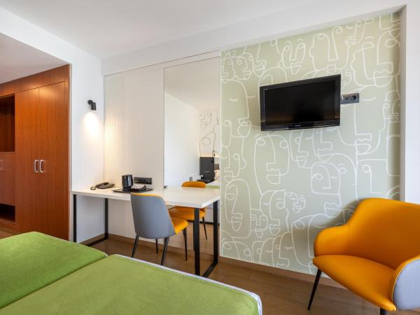 Climia Benidorm Plaza : photo 6 de la chambre chambre double ou lits jumeaux premium