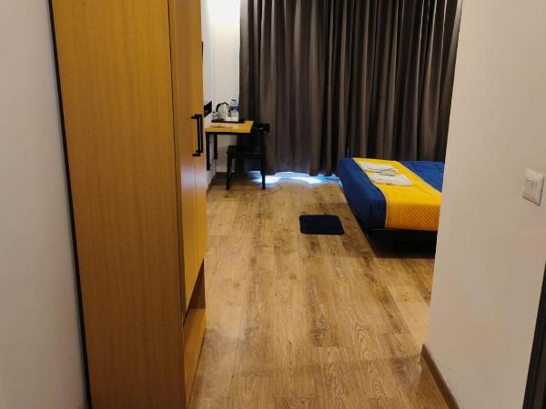 PanTao Stays : photo 3 de la chambre chambre double avec balcon