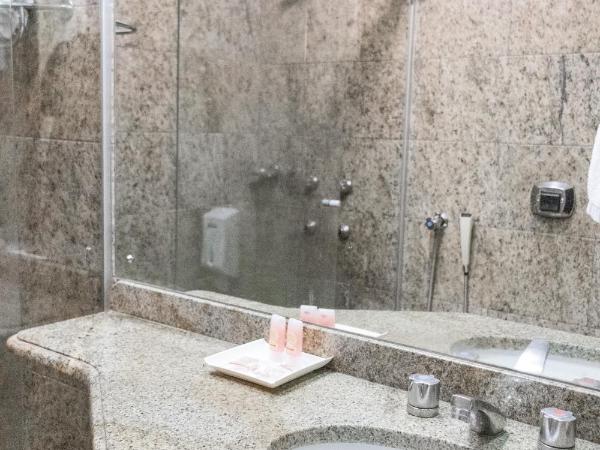 Lancaster Hotel by Castelo Itaipava : photo 5 de la chambre chambre triple standard