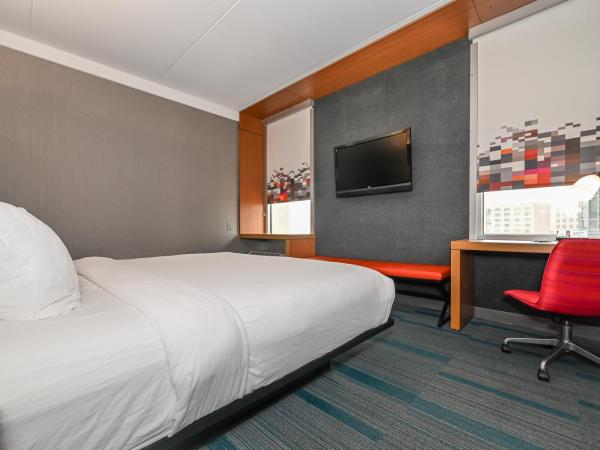 Aloft Charlotte City Center : photo 1 de la chambre chambre lit king-size aloft