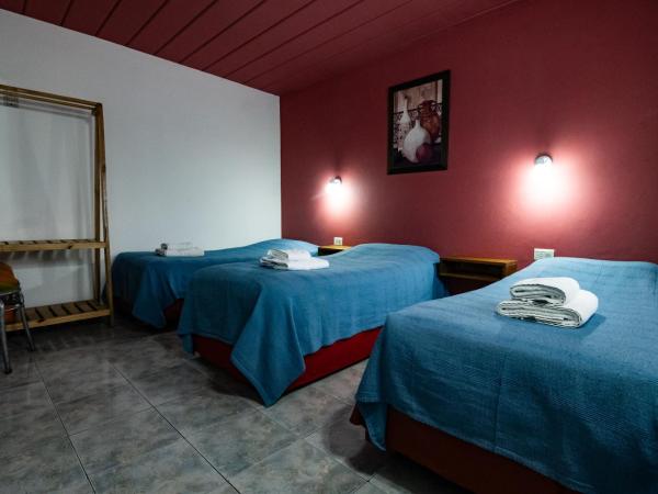 Hosteria Patagonia : photo 4 de la chambre chambre triple
