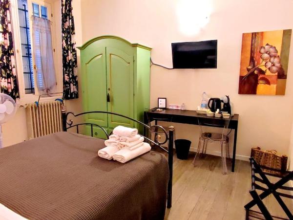 il Sole di Baggio : photo 2 de la chambre chambre double avec salle de bains commune