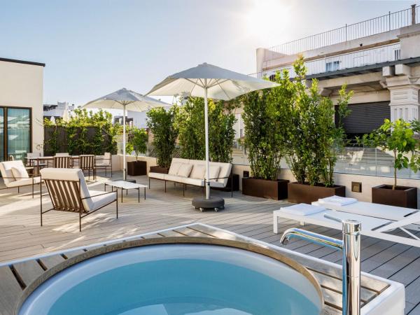 Radisson Collection Hotel, Magdalena Plaza Sevilla : photo 2 de la chambre suite présidentielle avec terrasse et bain à remous