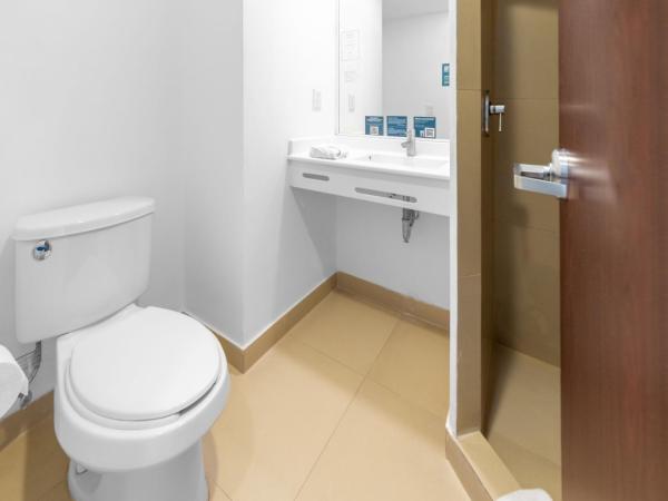 City Express Junior by Marriott Veracruz Aeropuerto : photo 3 de la chambre chambre lit queen-size 