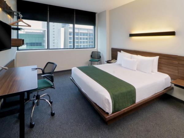 City Express Suites by Marriott Ciudad de México Santa Fe : photo 3 de la chambre suite 1 chambre lit queen-size avec canapé-lit