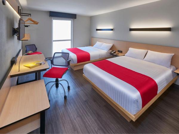 City Express by Marriott La Raza : photo 1 de la chambre chambre double avec 2 lits doubles