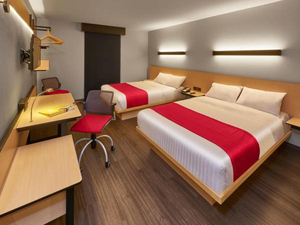 City Express by Marriott La Raza : photo 2 de la chambre chambre double avec 2 lits doubles