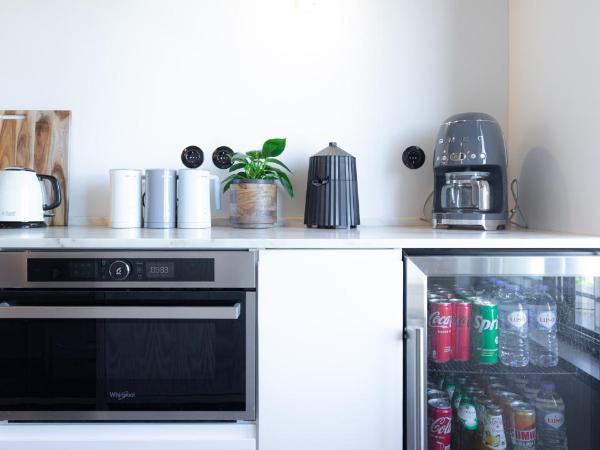 Columbano Suites - Self Check In Accomodations - Praça de Espanha, Sete Rios - Bookable parking : photo 9 de la chambre chambre double deluxe