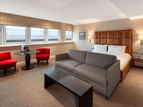 The May Fair, A Radisson Collection Hotel, Mayfair London : photo 2 de la chambre chambre collection premium - deluxe