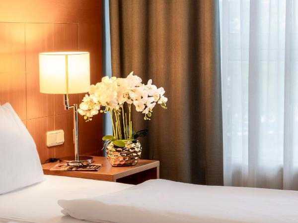 PLAZA Premium Köln : photo 2 de la chambre chambre double ou lits jumeaux confort