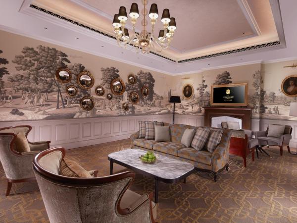 The Londoner Macao : photo 7 de la chambre louis suite with all-day access to 