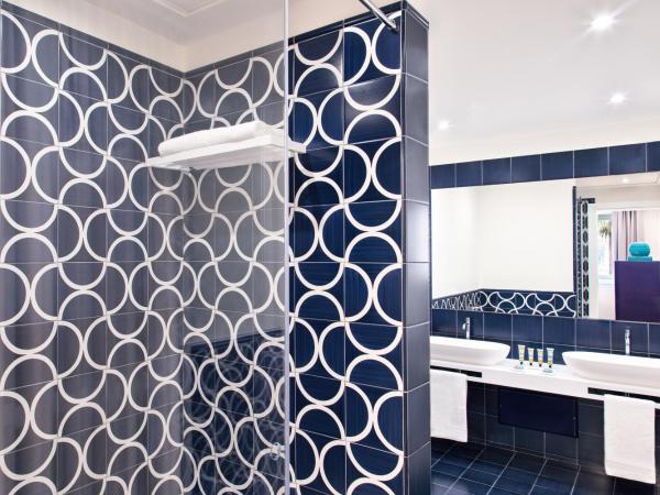 Pazziella Garden & Suites : photo 5 de la chambre suite - vue sur mer