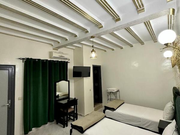 Hôtel Zaghro : photo 1 de la chambre chambre triple confort