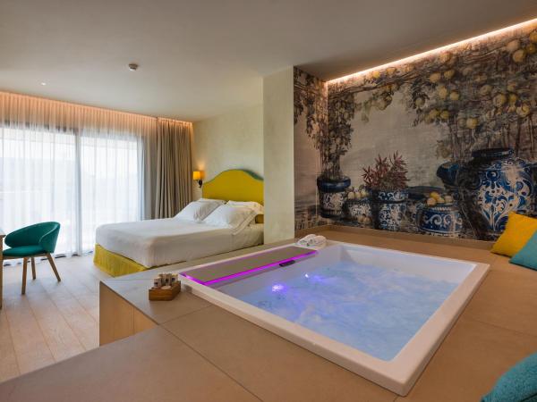 Savoy Beach Hotel & Thermal Spa : photo 1 de la chambre suite avec jacuzzi