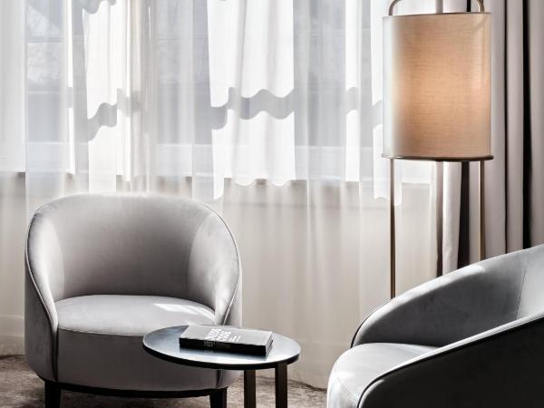 The Crown Krakow Center - Handwritten Collection ACCOR : photo 9 de la chambre suite avec 1 lit double