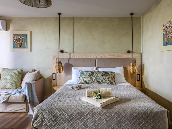 Esperides Resort Crete, The Authentic Experience : photo 5 de la chambre chambre premium avec bain à remous extérieur - vue sur mer