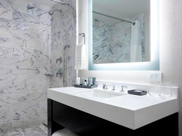 JW Marriott Essex House New York : photo 2 de la chambre suite 1 chambre essex avec canapé-lit