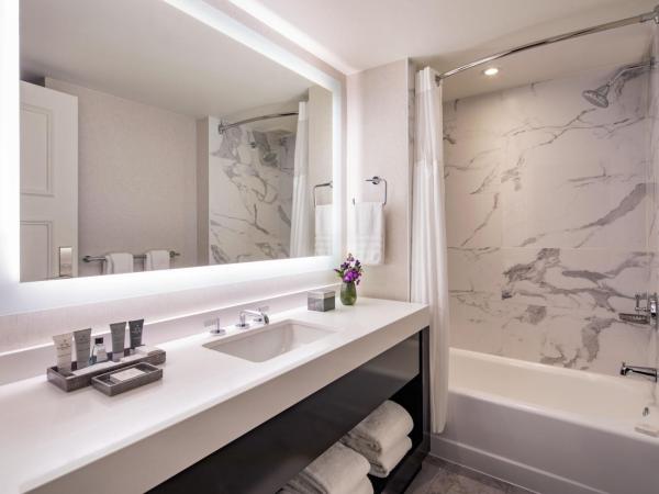 JW Marriott Essex House New York : photo 6 de la chambre chambre double avec 2 lits doubles