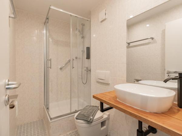 Hotel Enger Hof : photo 4 de la chambre chambre lits jumeaux