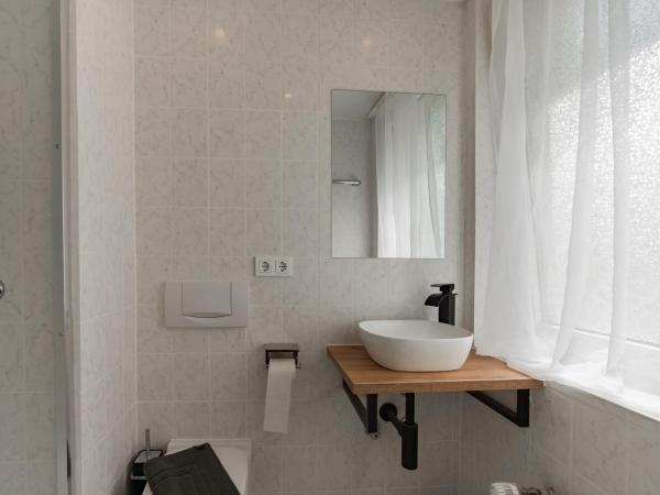 Hotel Enger Hof : photo 7 de la chambre chambre double ou lits jumeaux