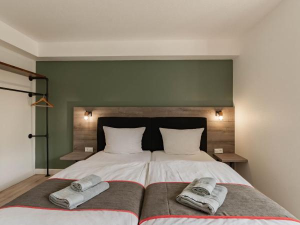 Hotel Enger Hof : photo 9 de la chambre chambre lits jumeaux