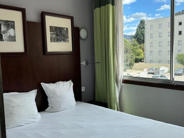 Hôtel Du Centre Annemasse : photo 1 de la chambre chambre simple