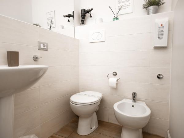 Il Tiro Rooms : photo 6 de la chambre chambre simple avec salle de bains privative