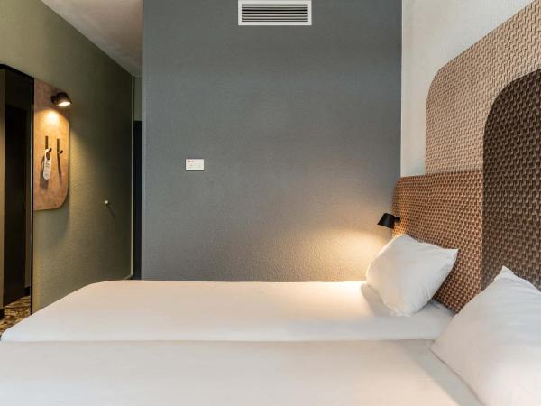 B&B HOTEL Chartres Centre Cathédrale : photo 3 de la chambre chambre lits jumeaux