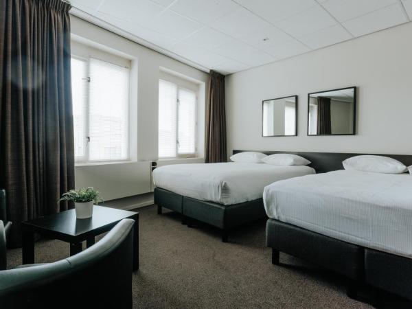 Queen Hotel : photo 4 de la chambre chambre familiale