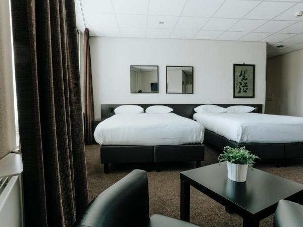 Queen Hotel : photo 5 de la chambre chambre familiale