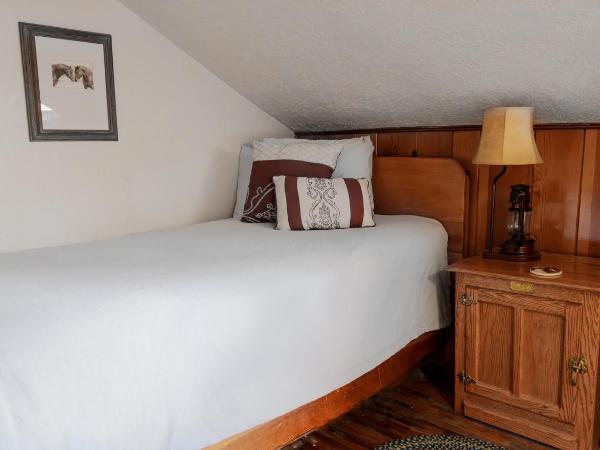 Red Horse Bed and Breakfast : photo 5 de la chambre chambre triple deluxe