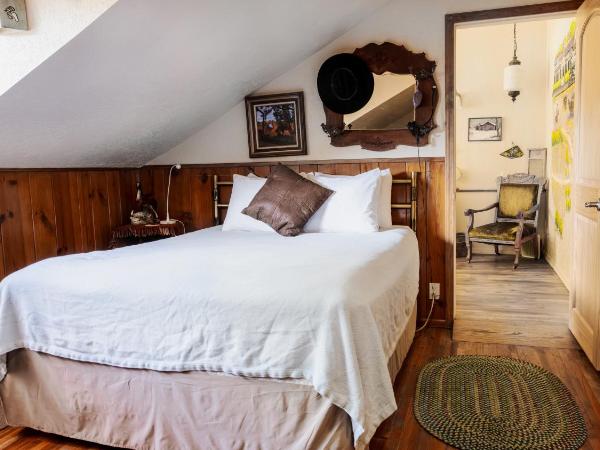 Red Horse Bed and Breakfast : photo 7 de la chambre chambre triple deluxe