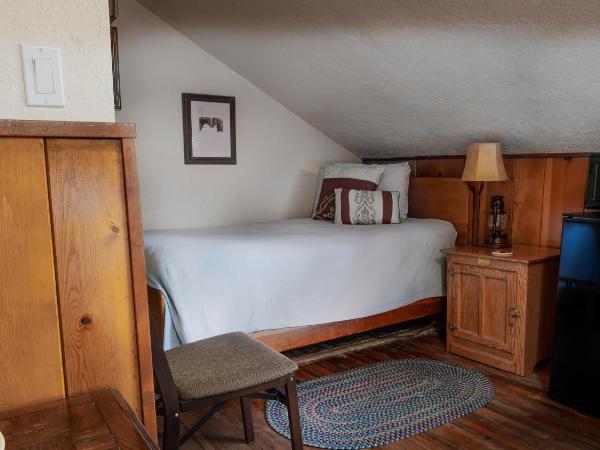 Red Horse Bed and Breakfast : photo 6 de la chambre chambre triple deluxe