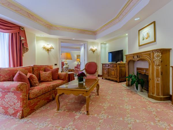 Olissippo Lapa Palace - The Leading Hotels of the World : photo 2 de la chambre suite jardin