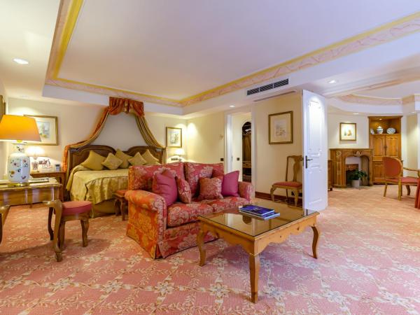 Olissippo Lapa Palace - The Leading Hotels of the World : photo 1 de la chambre suite jardin