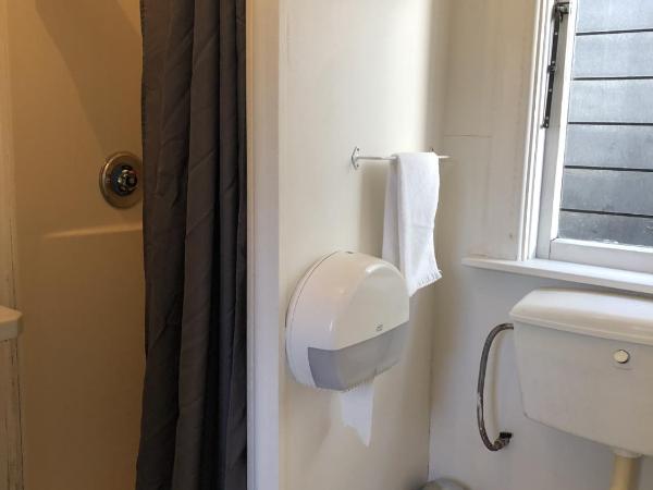 Pinewood Houses and Apartments : photo 4 de la chambre bungalow