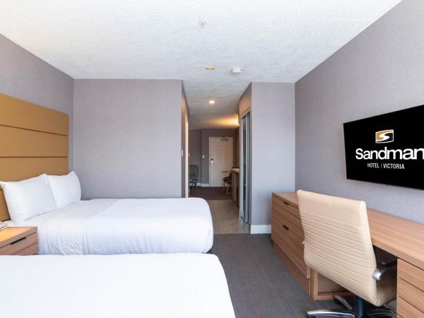 Sandman Hotel Victoria : photo 2 de la chambre standard suite, 2 double beds, sofa bed, kitchenette
