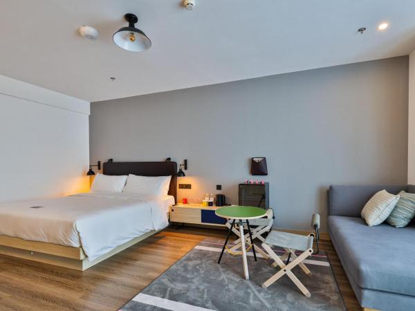 Moxy Shanghai Hongqiao NECC : photo 1 de la chambre chambre lit king-size deluxe