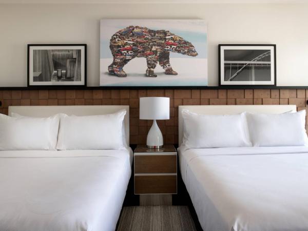 The Bidwell Marriott Portland : photo 3 de la chambre chambre avec 2 grands lits queen-size 