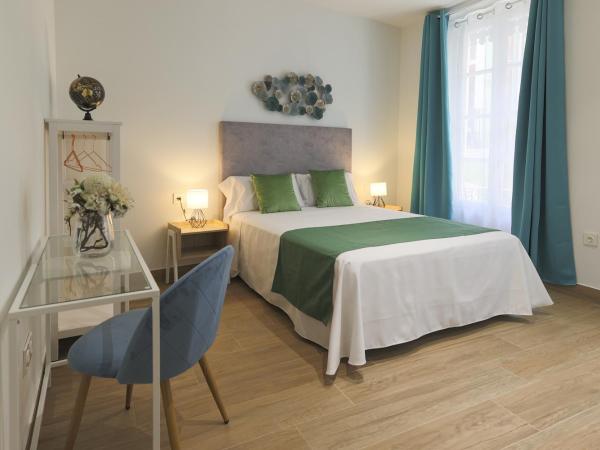 Dorinda Rooms : photo 1 de la chambre chambre double supérieure