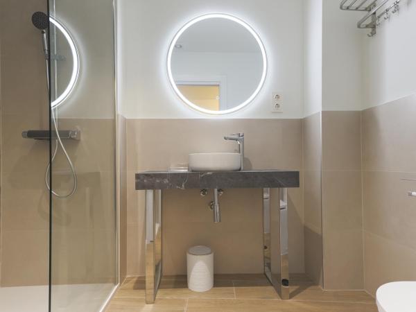 Dorinda Rooms : photo 5 de la chambre chambre triple supérieure