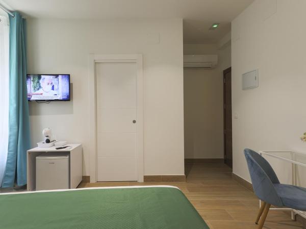 Dorinda Rooms : photo 5 de la chambre chambre double supérieure