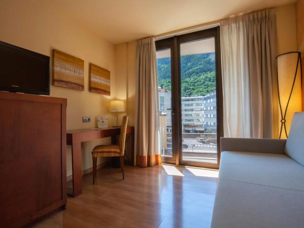 Hotel Màgic Andorra : photo 5 de la chambre chambre quadruple