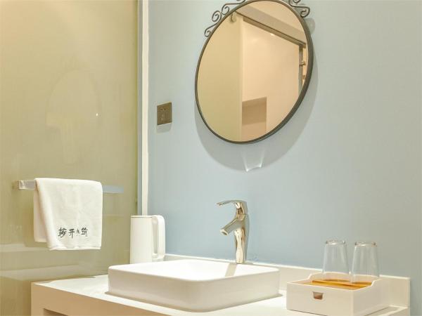 MK Inn : photo 4 de la chambre chambre double - vue sur montagne