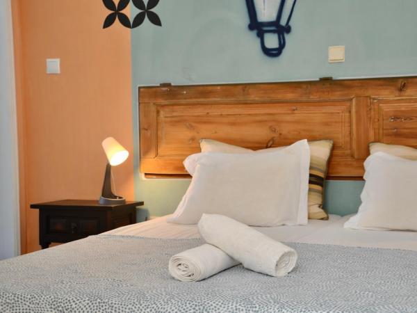 RIA Terrace : photo 2 de la chambre chambre double avec salle de bains privative