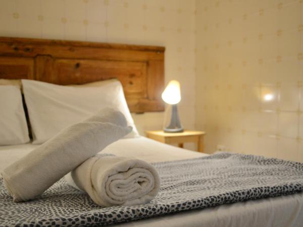 RIA Terrace : photo 2 de la chambre chambre double standard avec salle de bains commune