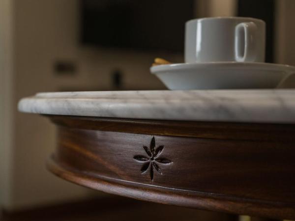 Treasures Hotel and Suites : photo 5 de la chambre grand hébergement familial