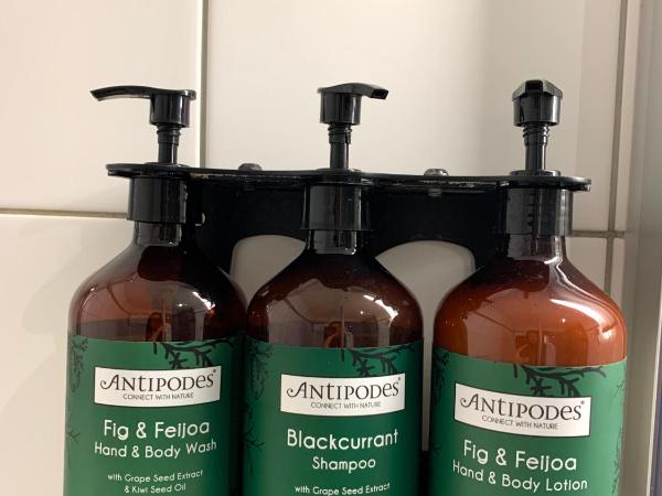 voco Dusseldorf Seestern, an IHG Hotel : photo 8 de la chambre chambre standard